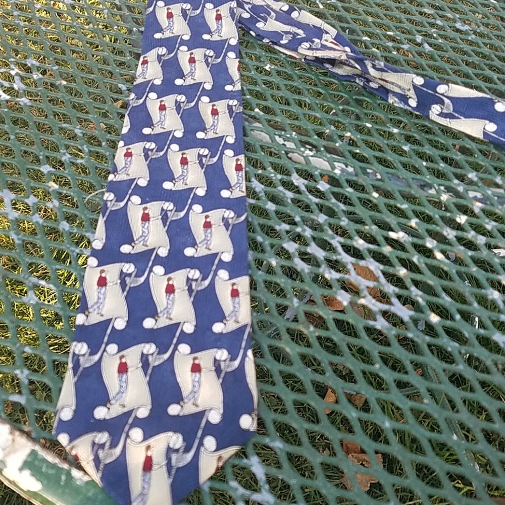 Countess Mara silk tie golf